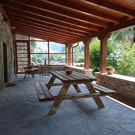 Amplia Y Comoda Casa De Piedra Con Porche Y Jardin San Roque de Ríomiera Dış mekan fotoğraf