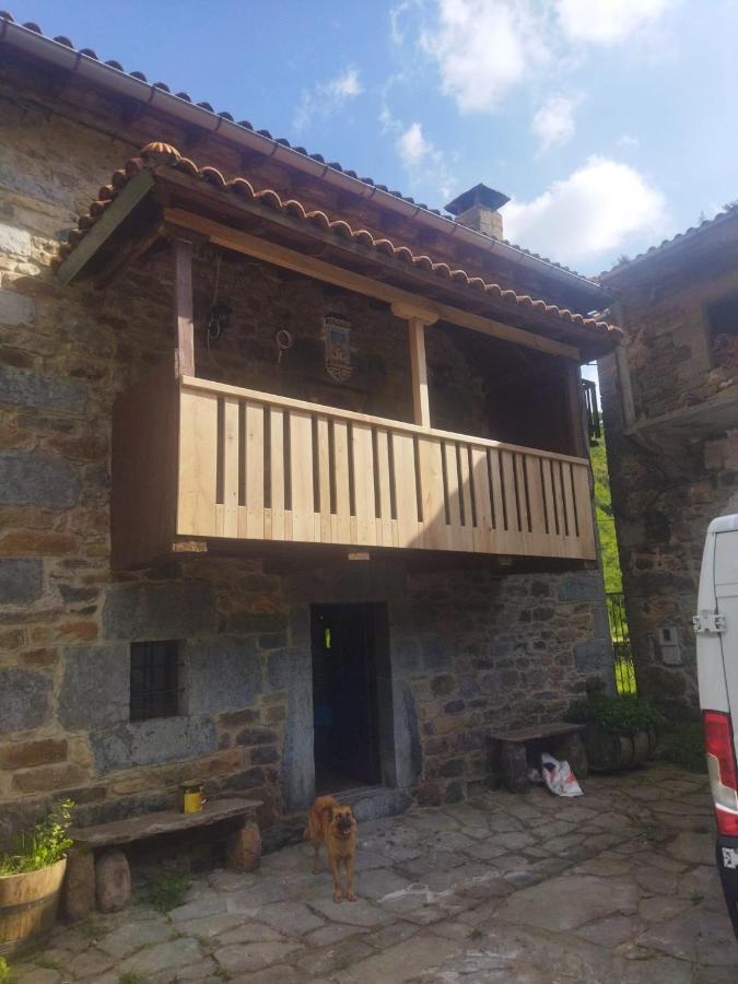 Amplia Y Comoda Casa De Piedra Con Porche Y Jardin San Roque de Ríomiera Dış mekan fotoğraf